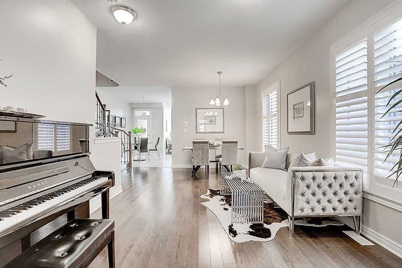 55 Port Arthur Cres, Richmond Hill, L4E1B4 | Image 3