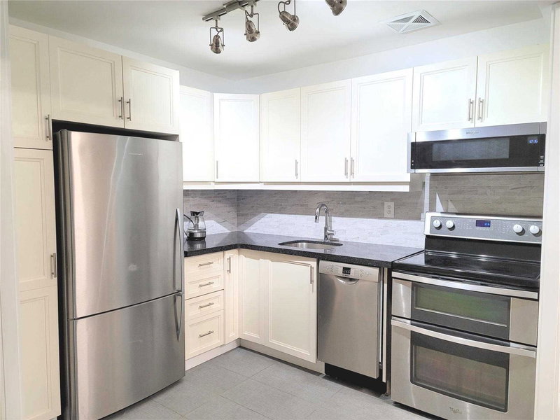 227 - 16A Elgin St, Markham, L3T4T4 | Image 2