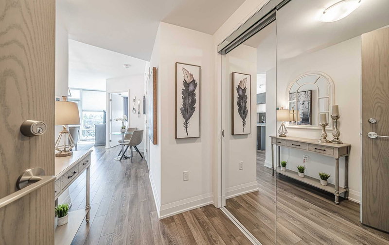 421 - 4800 Highway 7, Vaughan, L4L 1H8 | Image 3