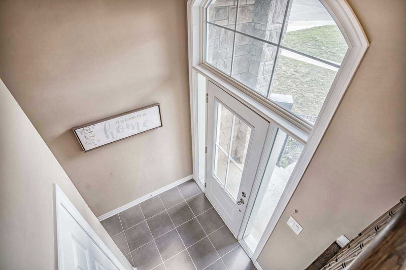 307 Dundas Way, Markham, L6E0S8 | Image 2