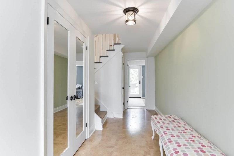 159 Laverock Ave, Richmond Hill, L4C4K1 | Image 3