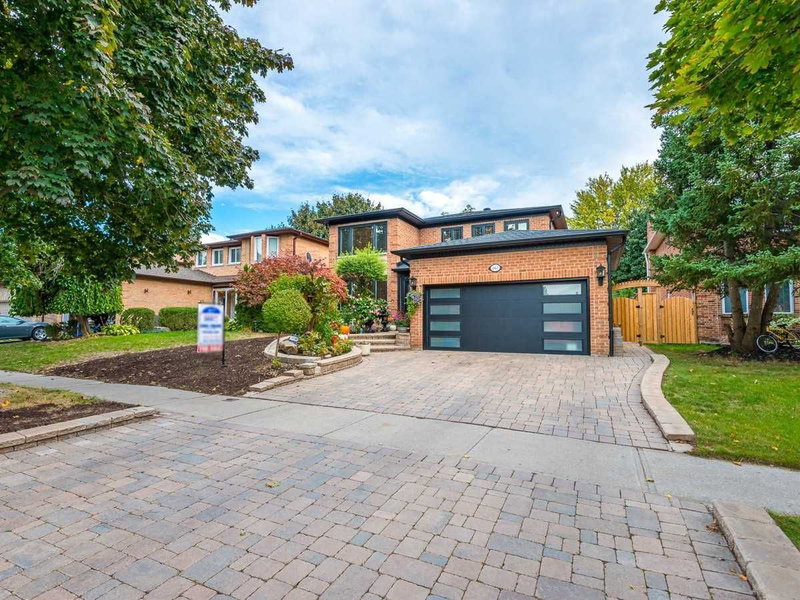 261 Fincham Ave, Markham, L3P4E5 | Image 2