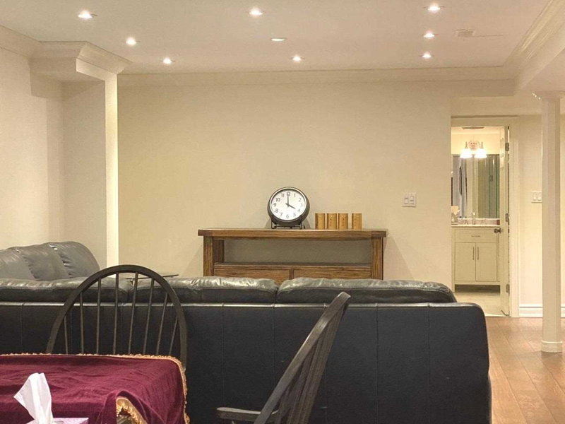 Bsmt - 9 Wiley Ave, Richmond Hill, L4S0C6 | Image 3