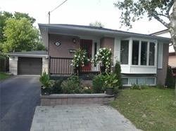 Detached House leased at 32 Collins Crescent, Aurora, Aurora Heights, L4G2W2 - MLS: N4942887