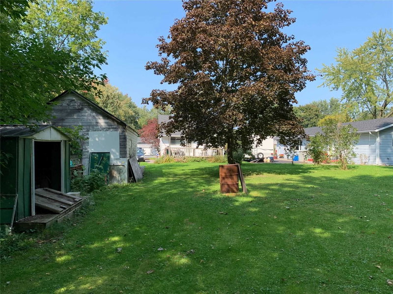 215 Bayview Ave, Georgina, L4P2T3 | Image 2