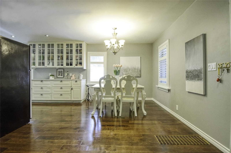 107 Temperance St, Aurora, L4G2R1 | Image 2