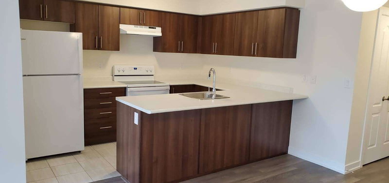 2909 - 15 Westmeath Lane, Markham, L6B0A8 | Image 2