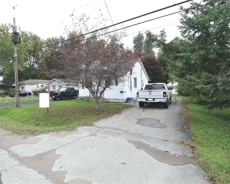 215 Bayview Ave, Georgina, L4P2T3 | Image 2