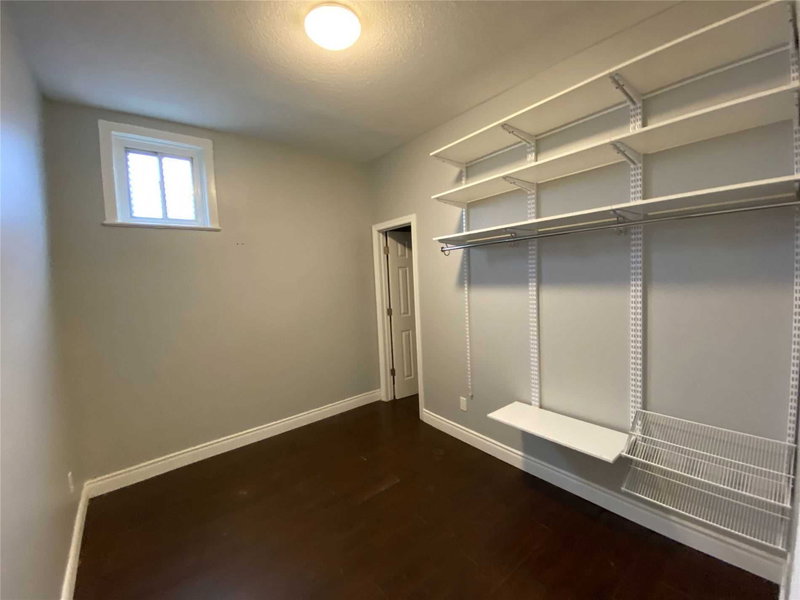 2 - 15229 Yonge St, Aurora, L4G1L8 | Image 3