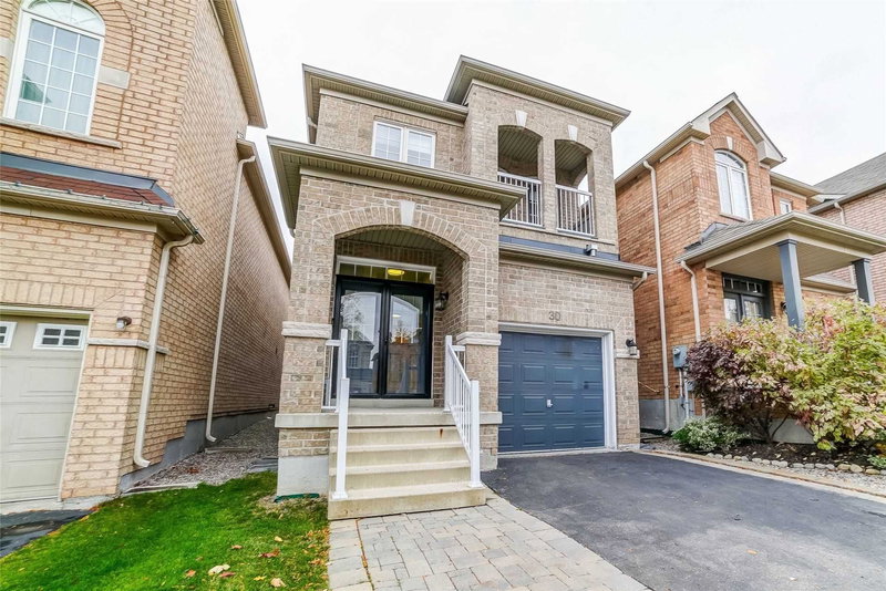 30 Catalpa Cres, Vaughan, L6A0R6 | Image 2