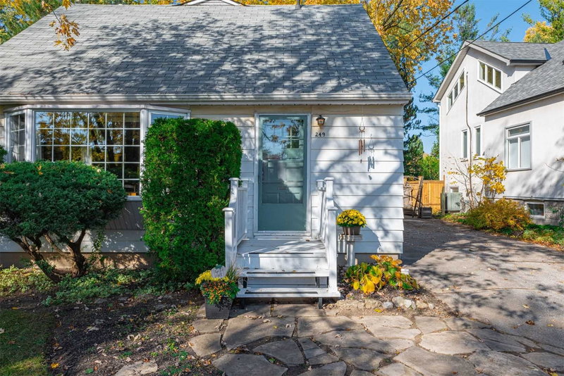 249 Richmond St, Richmond Hill, L4C3Y9 | Image 3