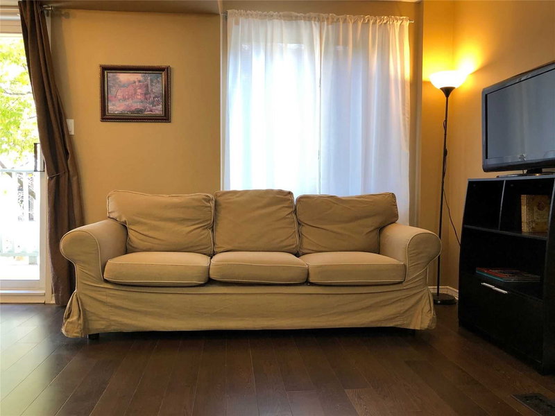 837 - 75 Weldrick Rd E, Richmond Hill, L4C0H9 | Image 3