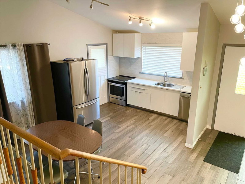 9740 Keele St, Vaughan, L6A3Y6 | Image 2