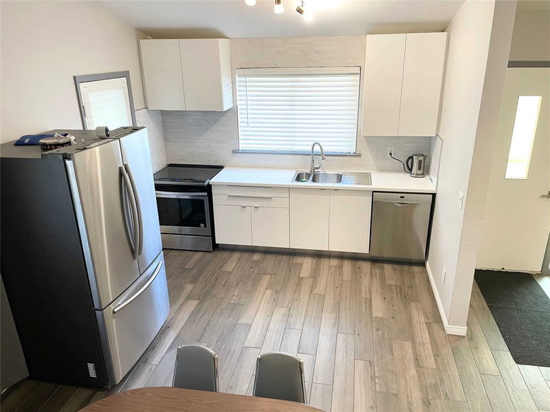 9740 Keele St, Vaughan, L6A3Y6 | Image 3