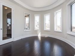 33 Straw Cutter Gate, Vaughan, L6A4Y5 | Image 3