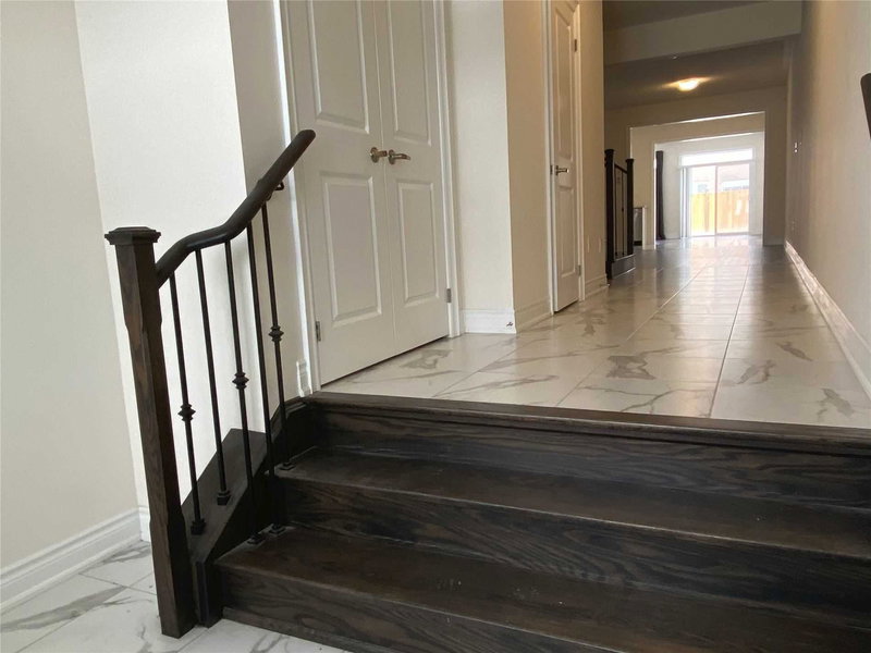 362 Kirkham Dr, Markham, L3S0E4 | Image 2