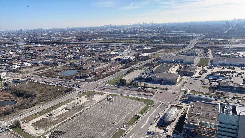 5907 - 5 Buttermill Ave, Vaughan, L4K0J5 | Image 2