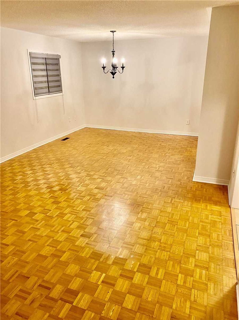 148 Castlehill Rd, Vaughan, L6A1N7 | Image 3