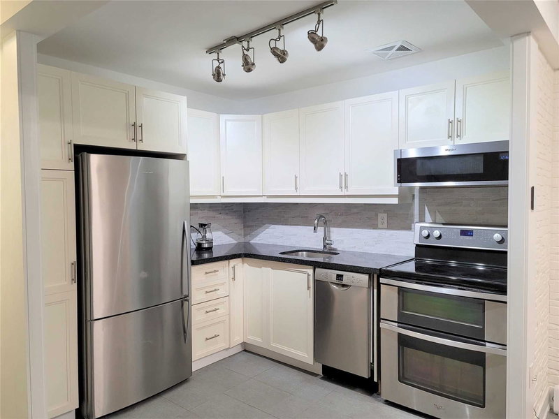 227 - 16A Elgin St, Markham, L3T4T4 | Image 2