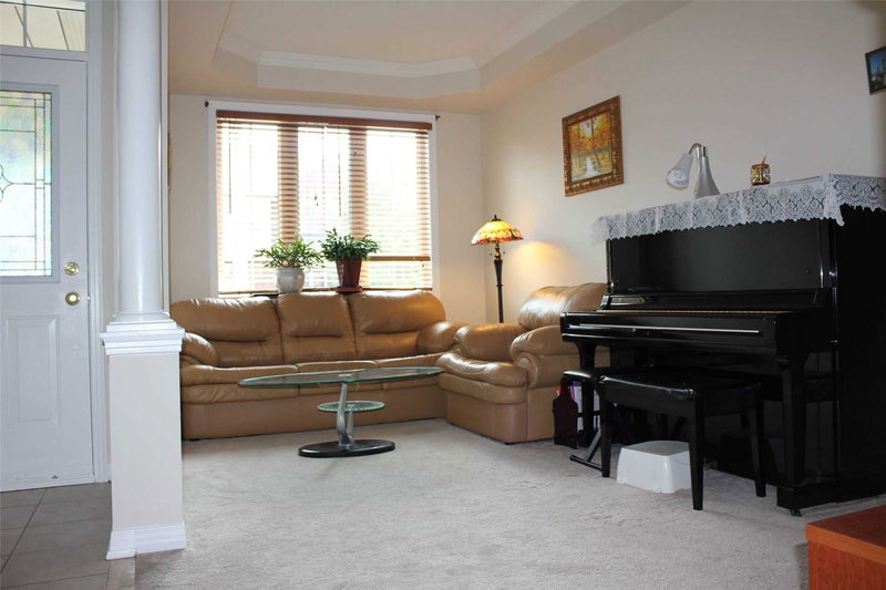 20 Sanderson Rd, Markham, L6C2H8 | Image 2