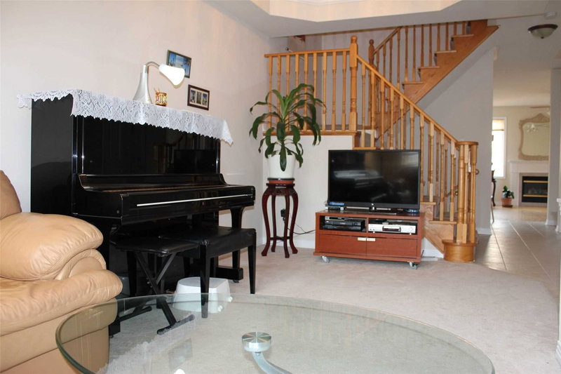 20 Sanderson Rd, Markham, L6C2H8 | Image 3