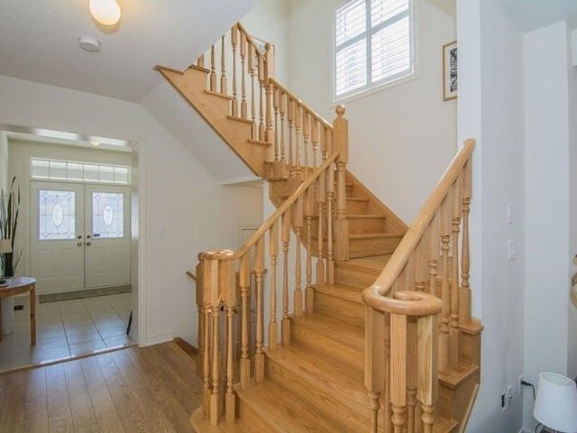 10 Hua Du Ave, Markham, L6C0T2 | Image 2