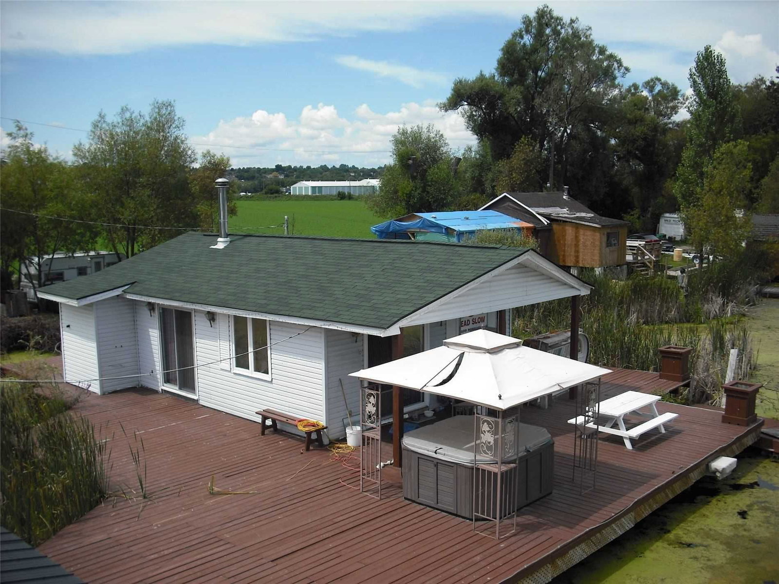 Listing Image 4