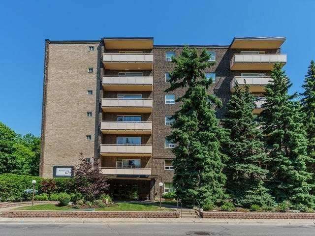 402 - 67 Richmond St, Richmond Hill, L4C3Y3 | Image 2