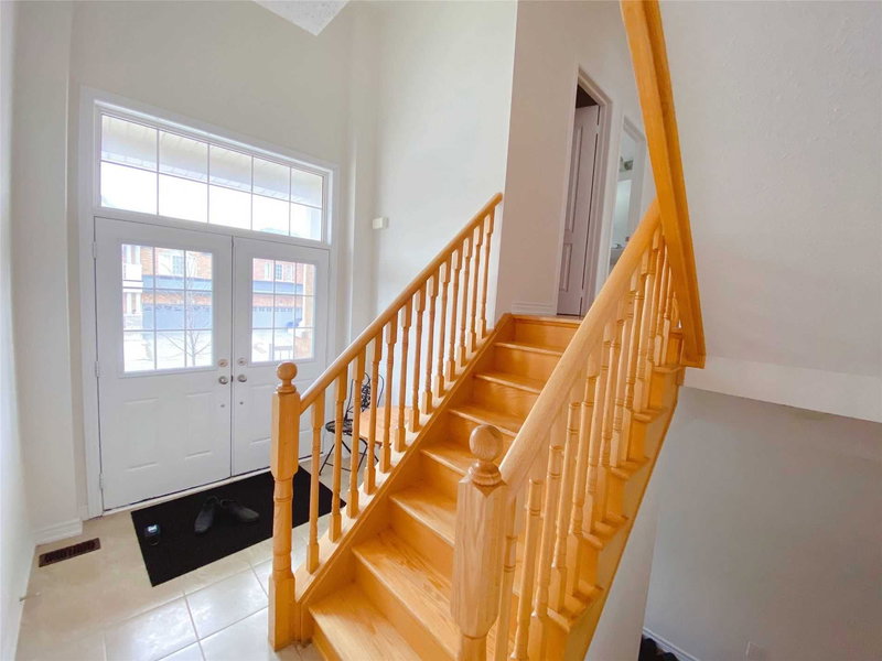 35 Hyacinth St, Markham, L6E0P4 | Image 3