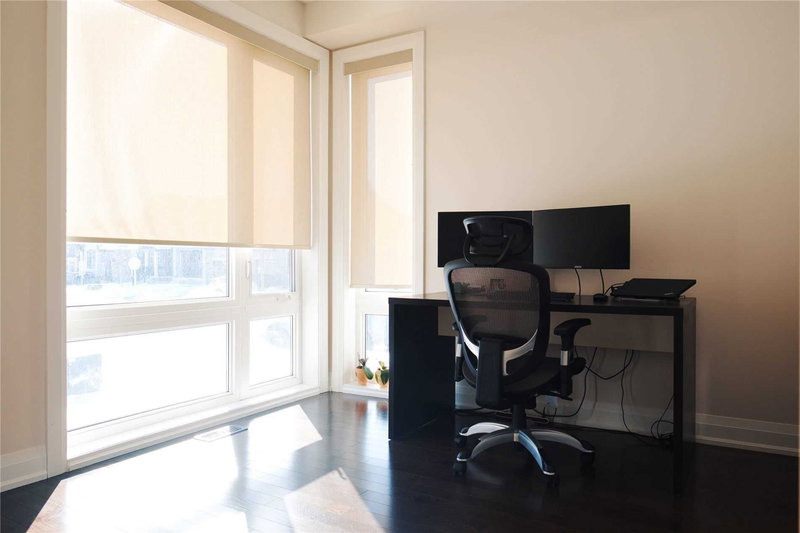 44 Festival Crt, East Gwillimbury, L9N 0N8 | Image 2