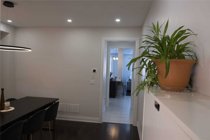 44 Festival Crt, East Gwillimbury, L9N 0N8 | Image 3