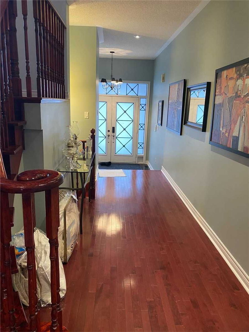 35 Boom Rd, Vaughan, L6A3G8 | Image 2