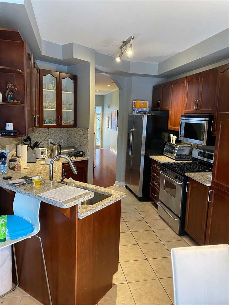 35 Boom Rd, Vaughan, L6A3G8 | Image 3