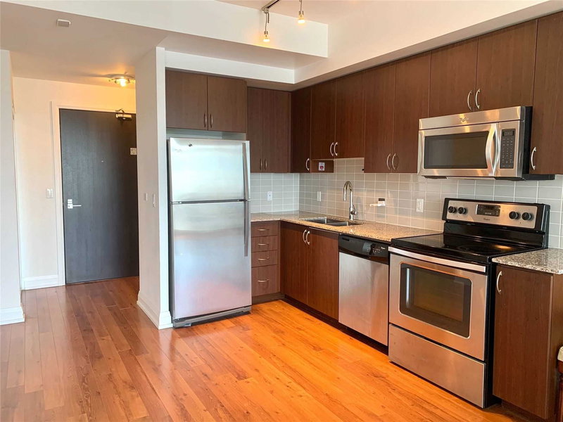 1009 - 370 Highway 7 E, Richmond Hill, L4B 0C4 | Image 2