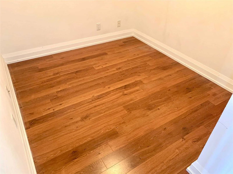 1009 - 370 Highway 7 E, Richmond Hill, L4B 0C4 | Image 3