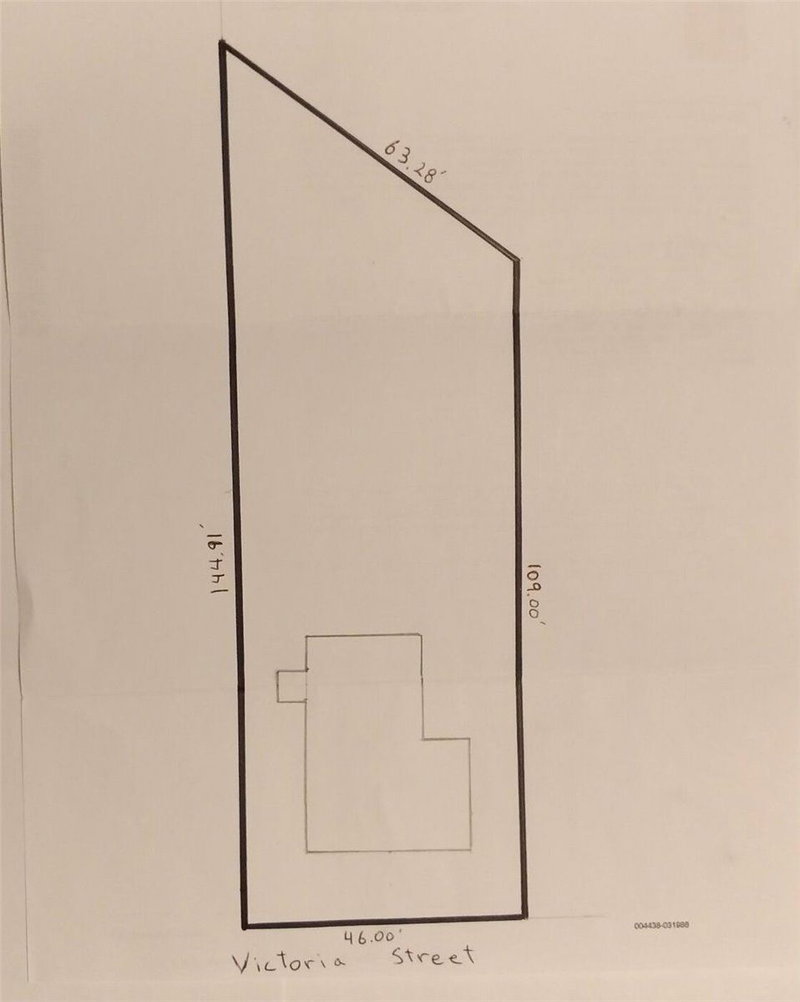 18 Victoria Dr, Uxbridge, L9P 1H2 | Image 2