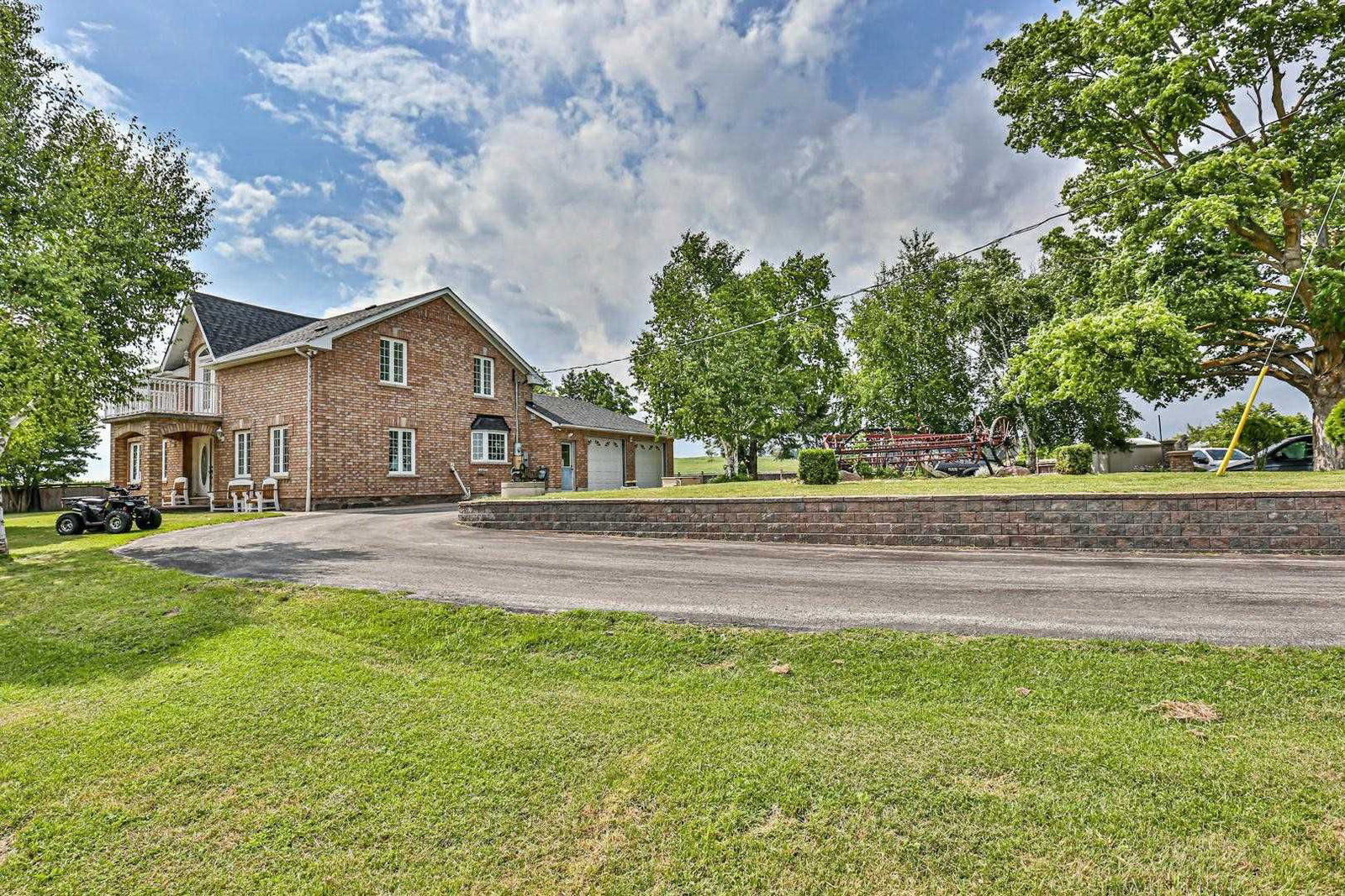 Listing Image 3
