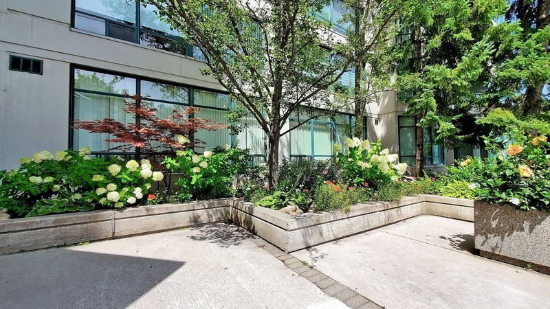 1509 - 120 Promenade Circ, Vaughan, L4J7W9 | Image 2