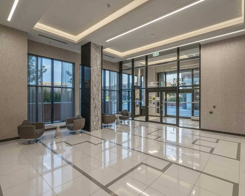 1012 - 99 Eagle Rock Way, Vaughan, L6A5A7 | Image 3