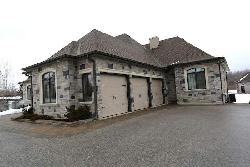 Detached House sold at 20111 Bathurst Street, East Gwillimbury, Holland Landing, L9N1N3 - MLS: N5136587