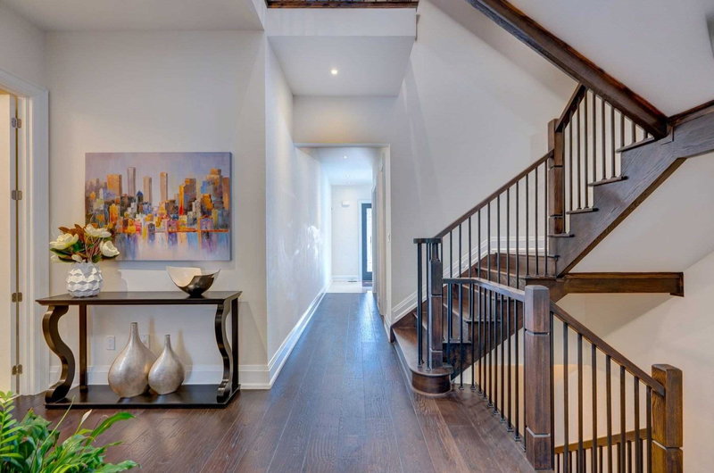 76 Baldry Ave, Vaughan, L6A 4X9 | Image 2