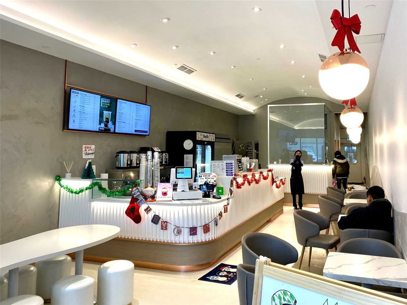 41 - 3175 Rutherford Rd, Vaughan, L4K5Y5 | Image 2