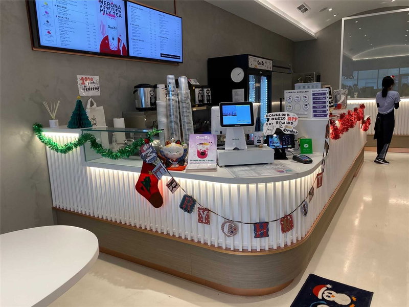 41 - 3175 Rutherford Rd, Vaughan, L4K5Y5 | Image 3