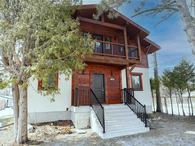 774 Churchill Lane, Georgina, L0E1S0 | Image 2