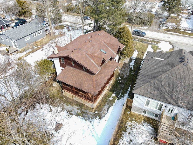 774 Churchill Lane, Georgina, L0E1S0 | Image 3