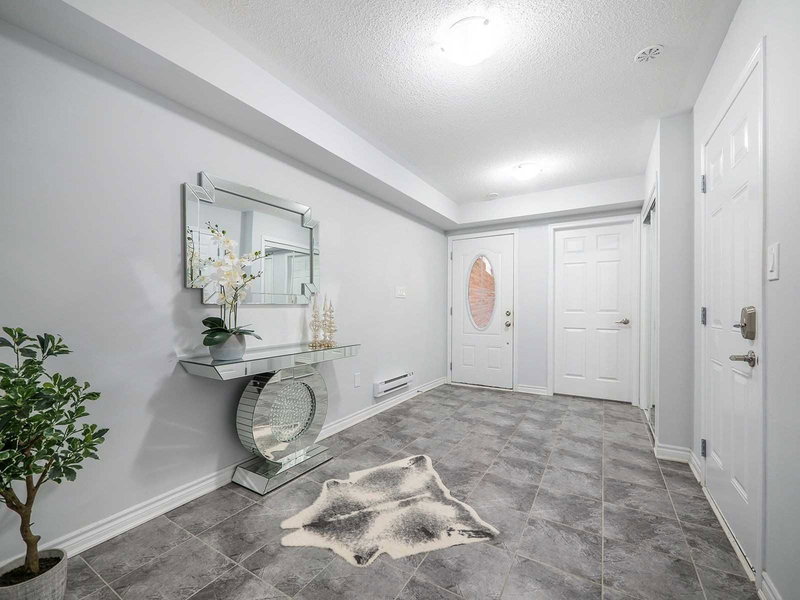 23 Minlow Way, Aurora, L4G0Y2 | Image 3