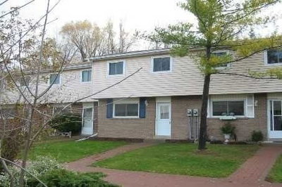 Townhouse sold at 19-40 East Street, Georgina, Ontario, L0E1R0 - Sutton & Jackson's Point - MLS: N5149644