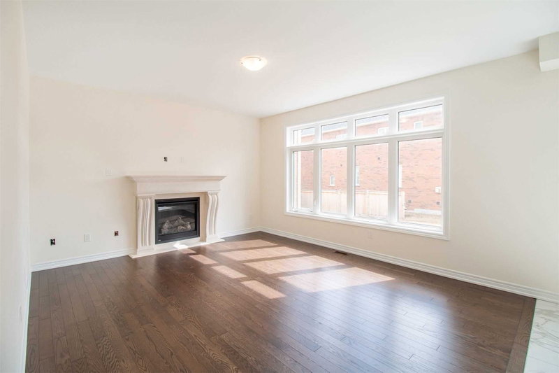 115 Beckett Ave, East Gwillimbury, L9N 0S6 | Image 3