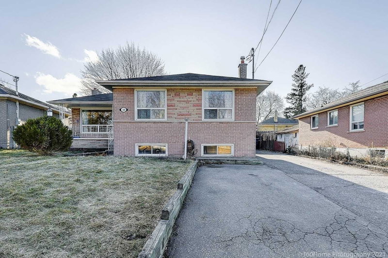 368 Balkan Rd, Richmond Hill, L4C2P1 | Image 2