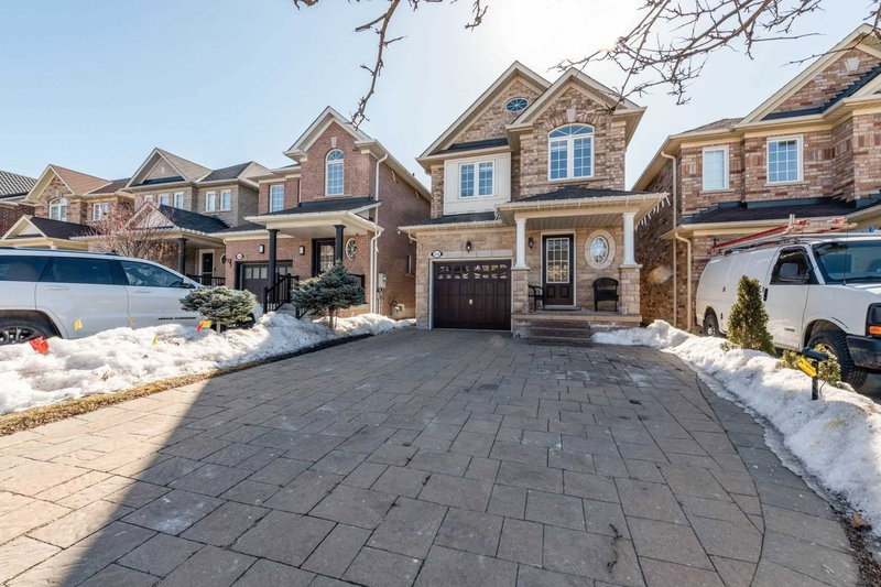 212 Venice Gate Dr, Vaughan, L4H0G1 | Image 3